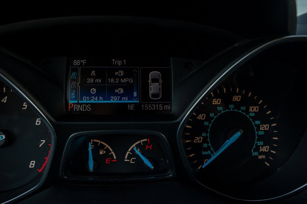 Used 2013 Ford Escape Titanium w/ Parking Technology Pkg FWD image 29