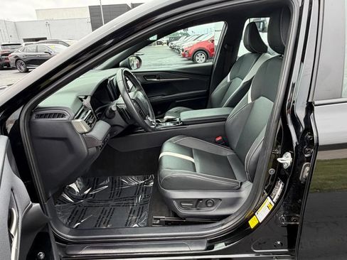 Used 2025 Toyota Camry SE FWD image 17