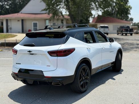 Used 2023 Chevrolet Blazer RS w/ Driver Confidence II Package FWD image 7
