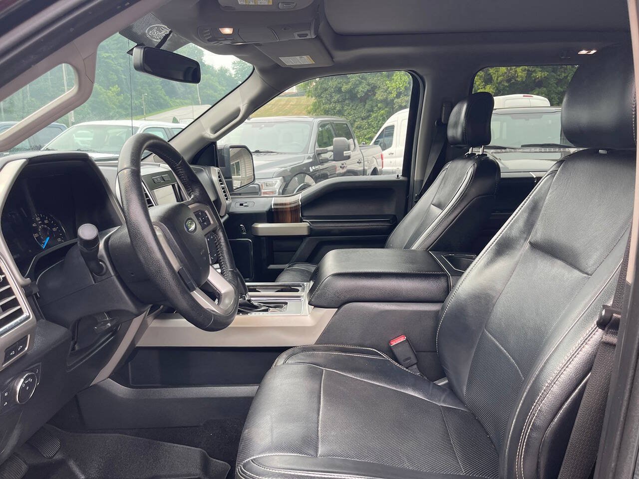 Used 2016 Ford F150 Lariat w/ Equipment Group 501A Mid AWD/4WD image 20