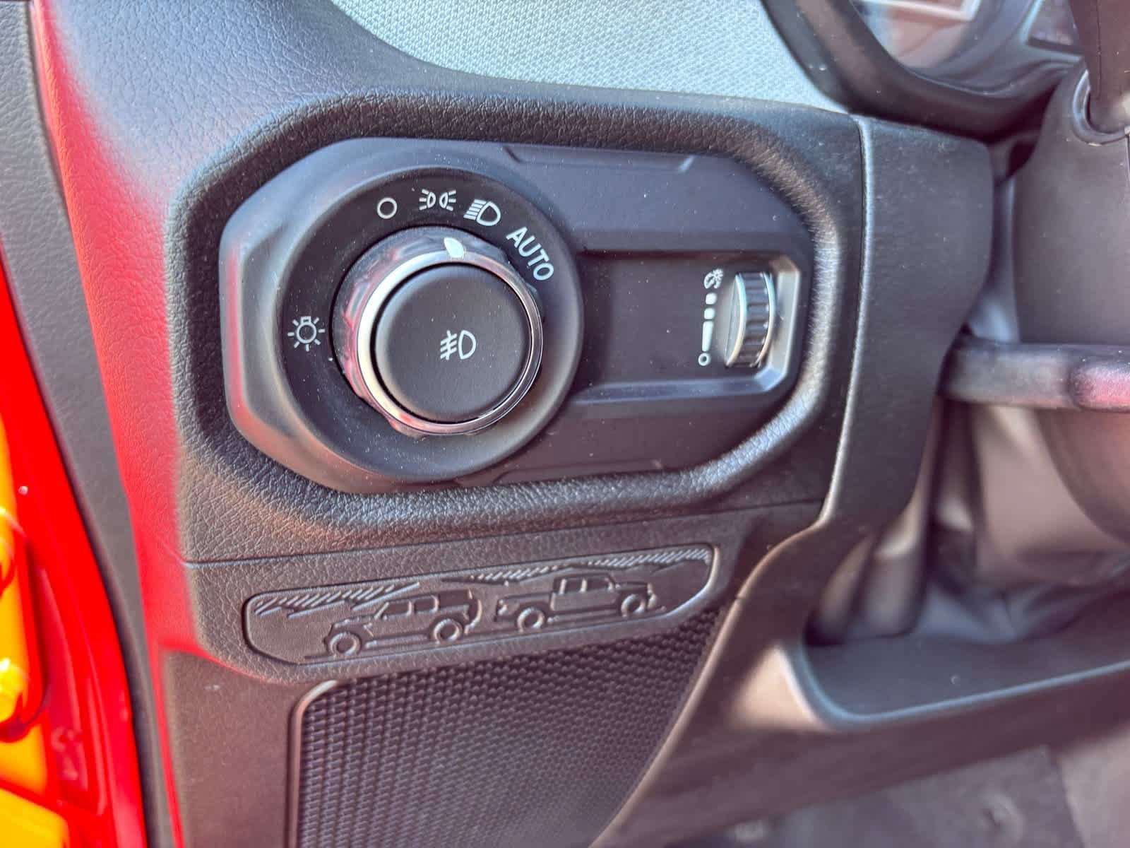 Used 2024 Jeep Wrangler Unlimited Sport AWD/4WD image 23