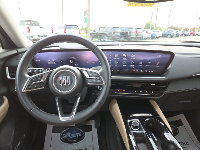 Used 2025 Buick Envision Preferred AWD/4WD image 16