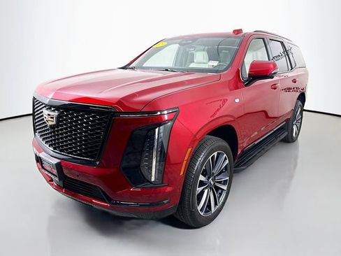 Used 2025 Cadillac Escalade Sport w/ LPO, Floor Liner Package AWD/4WD image 4