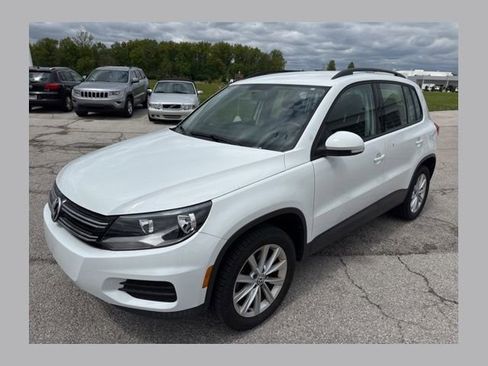 Used 2017 Volkswagen Tiguan Limited w/ Premium Package AWD/4WD image 1