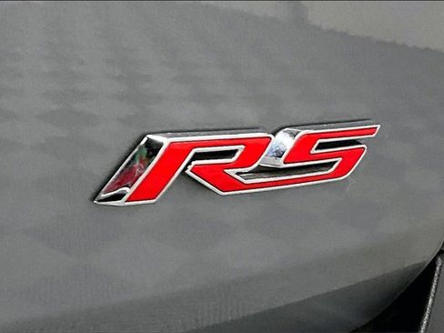 Used 2023 Chevrolet Traverse RS w/ LPO, Floor Liner Package image 8