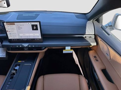 New 2026 Lexus ES 350h AWD w/ Cold Area Package image 18