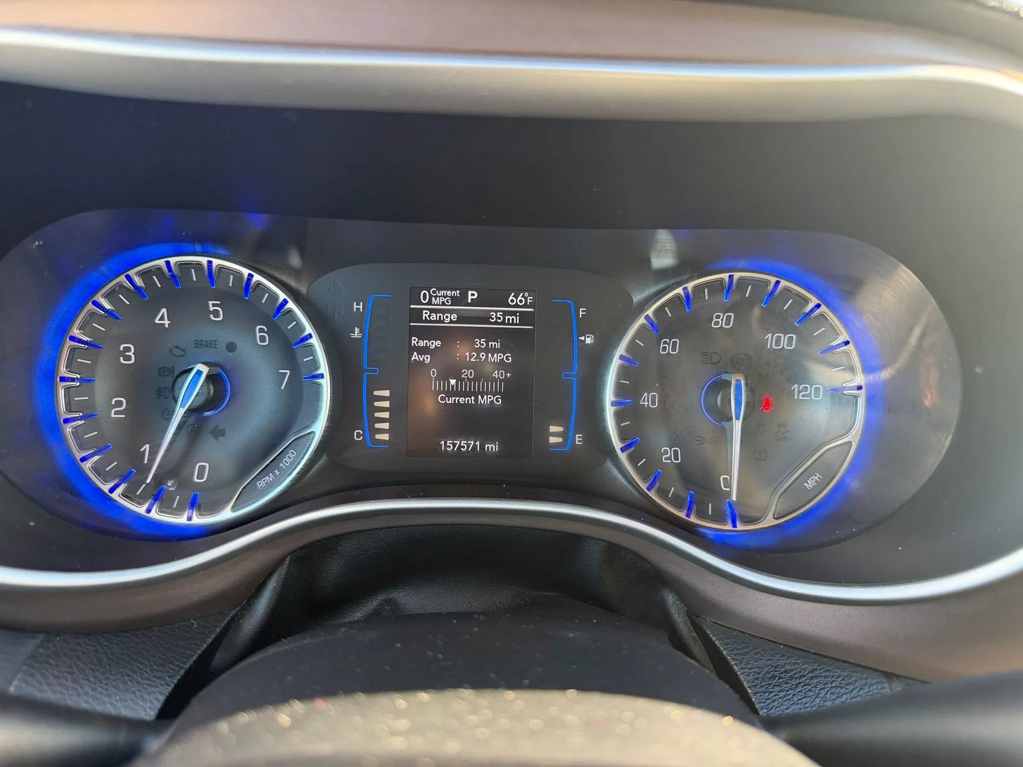 Used 2019 Chrysler Pacifica Touring-L FWD image 12
