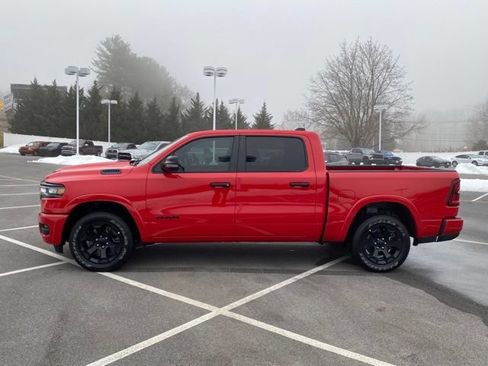 Used 2025 RAM 1500 Big Horn AWD/4WD image 2