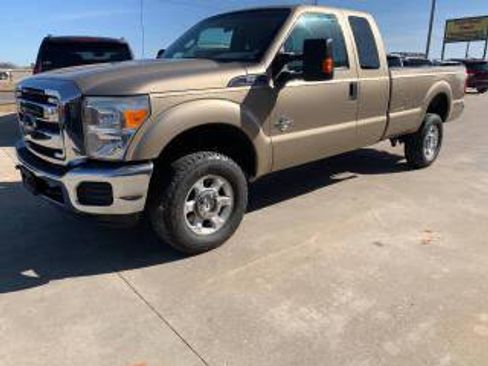 Used 2013 Ford F350 XLT w/ Skid Plate Pkg image 3