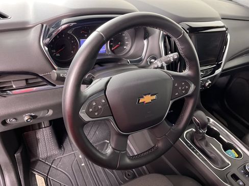Certified 2023 Chevrolet Traverse LT FWD image 31