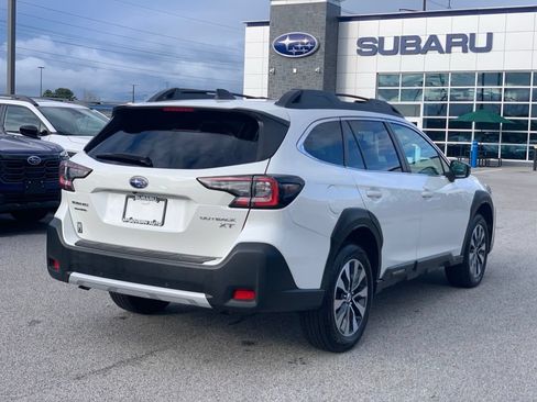Used 2024 Subaru Outback Limited XT AWD/4WD image 6
