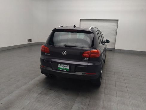 Used 2016 Volkswagen Tiguan SE image 7