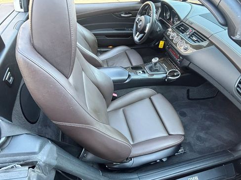 Used 2014 BMW Z4 sDrive28i image 26