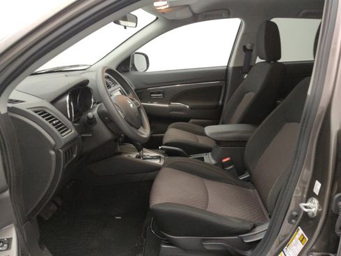 Used 2019 Mitsubishi Outlander Sport SE AWD/4WD image 17