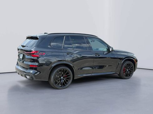 New 2026 BMW X5 xDrive40i w/ M Sport Package AWD/4WD image 3
