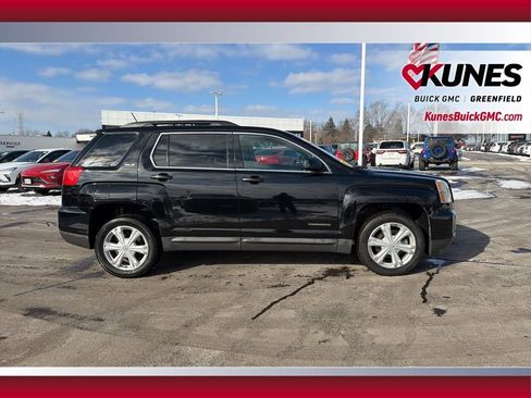 Used 2017 GMC Terrain SLE w/ Convenience Package image 4