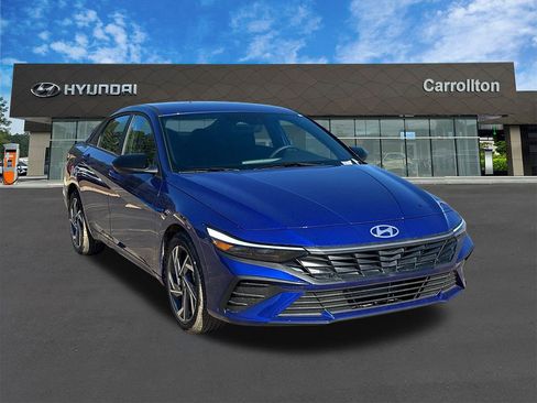 New 2025 Hyundai Elantra Sport image 3