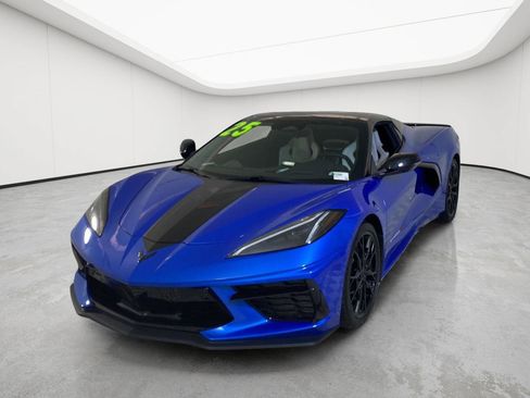 Used 2025 Chevrolet Corvette Stingray Preferred Conv RWD image 3