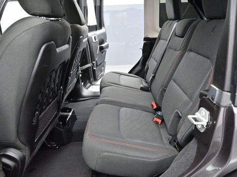 Used 2020 Jeep Wrangler Unlimited Rubicon image 29