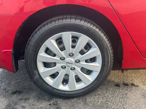 Used 2013 Nissan Sentra SV image 12