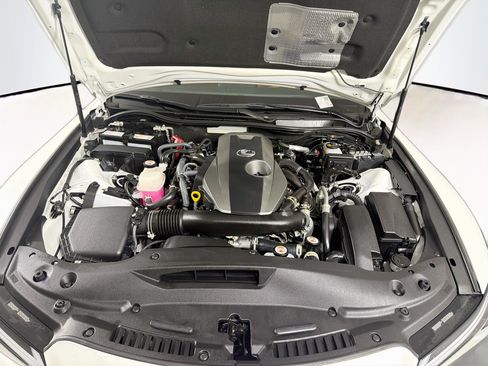 Used 2024 Lexus IS 300 w/ Comfort Package RWD image 32