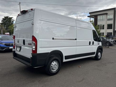 Used 2021 RAM ProMaster 2500 FWD image 8