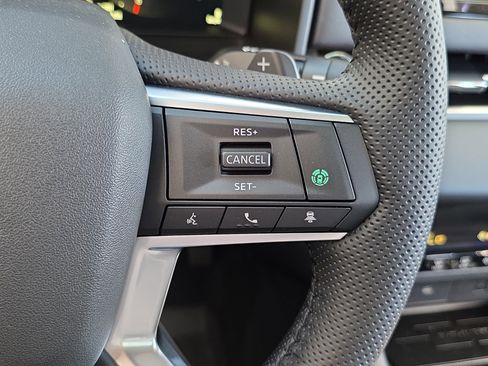 New 2026 Mitsubishi Outlander SE image 16