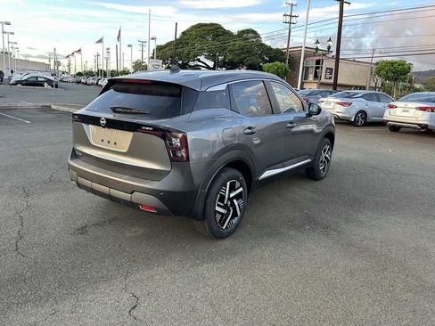 New 2026 Nissan Kicks SV w/ SV Premium Package FWD image 3
