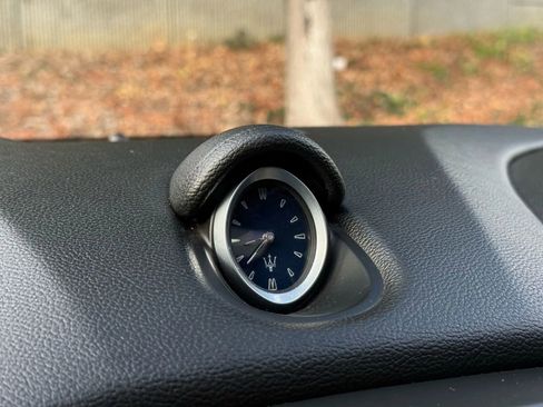 Used 2017 Maserati Ghibli image 32