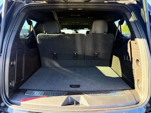 Used 2021 GMC Yukon XL Denali image 26