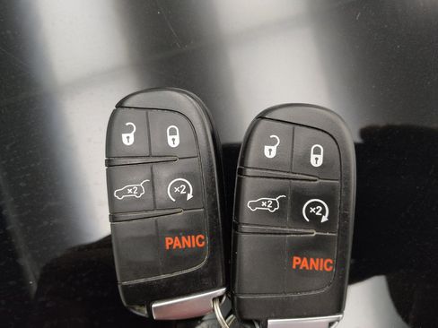 Used 2023 Dodge Durango GT AWD/4WD image 32