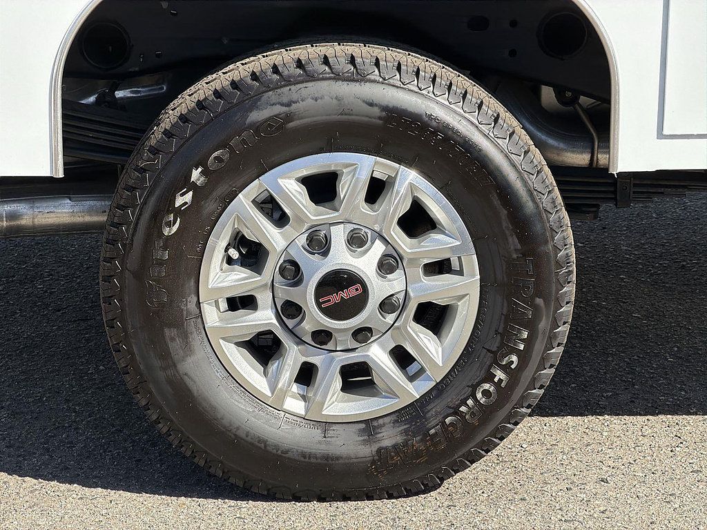 New 2026 GMC Sierra 2500 Pro w/ Convenience Package AWD/4WD image 29