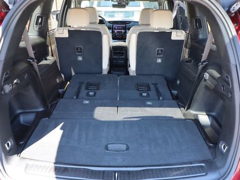 Used 2023 Jeep Grand Cherokee L Limited w/ Luxury Tech Group II AWD/4WD image 41