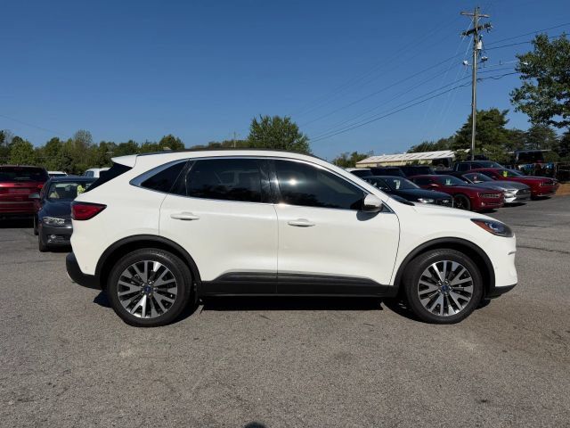 Used 2020 Ford Escape Titanium w/ Titanium Premium Package 2.0 AWD/4WD image 4