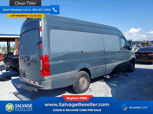 Used 2019 Mercedes-Benz Sprinter 170 image 4