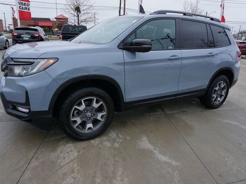 Used 2022 Honda Passport TrailSport image 3