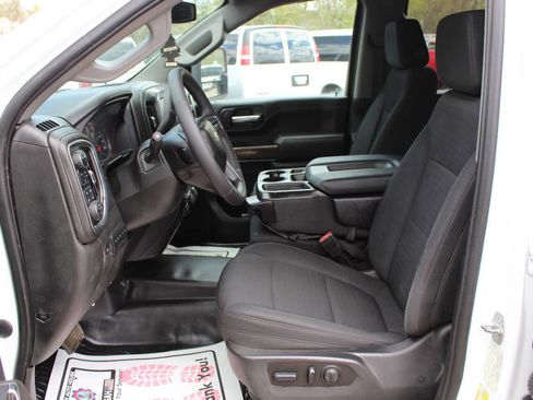 Used 2022 Chevrolet Silverado 2500 LT w/ Convenience Package AWD/4WD image 7