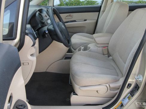 Used 2008 Kia Rondo LX FWD image 9