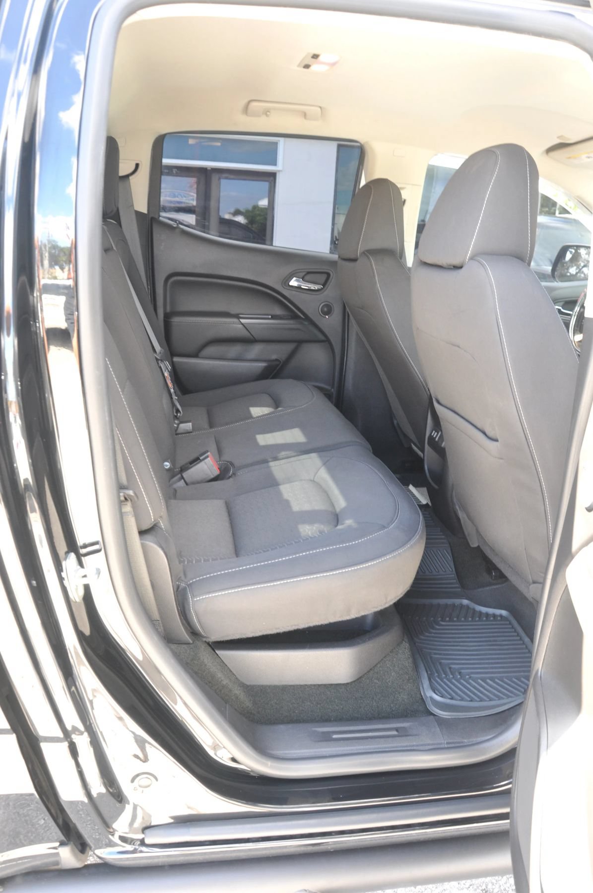 Used 2018 GMC Canyon SLE w/ SLE Convenience Package AWD/4WD image 13