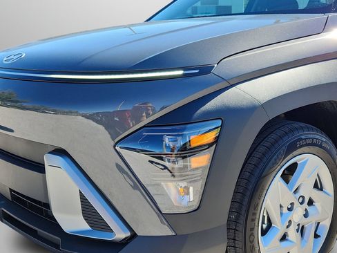 New 2026 Hyundai Kona SE FWD image 6