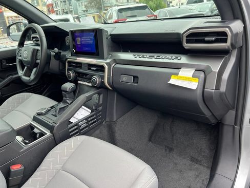New 2025 Toyota Tacoma SR5 AWD/4WD image 16