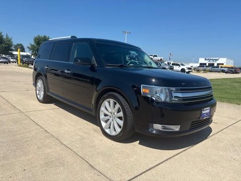 Used 2016 Ford Flex SEL w/ Equipment Group 202A AWD/4WD image 2