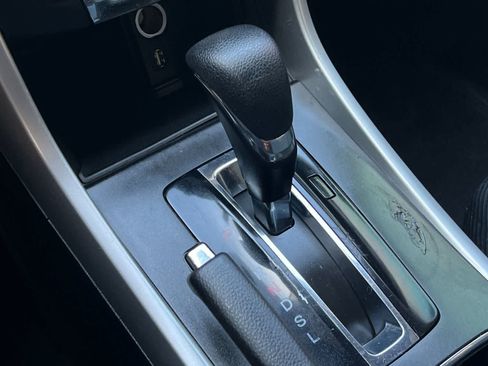 Used 2015 Honda Accord LX image 21