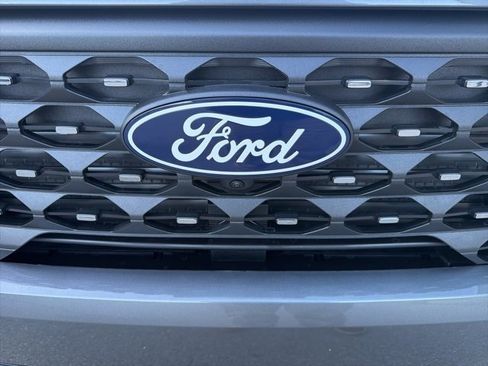 New 2026 Ford Maverick Lariat w/ 4K Tow Package image 8