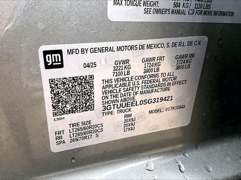 Used 2025 GMC Sierra 1500 AT4 w/ AT4 Premium Package AWD/4WD image 37