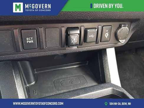 Used 2021 Toyota Tacoma TRD Sport image 29