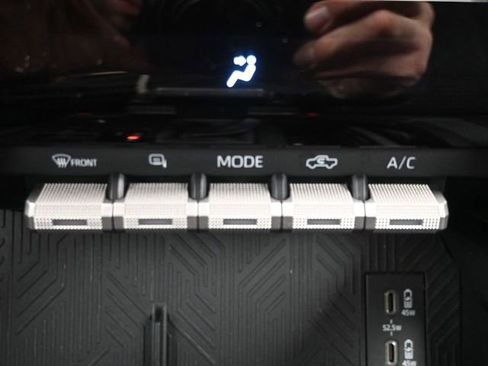 Used 2024 Toyota Tacoma TRD Off-Road image 20