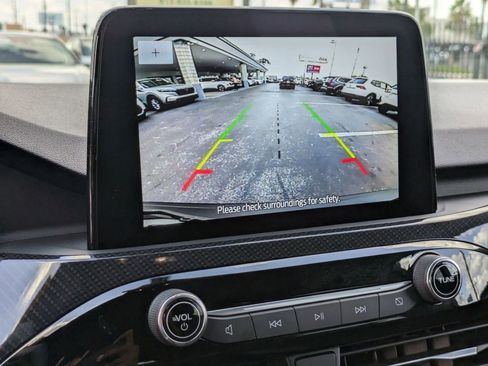 Used 2025 Ford Escape ST-Line image 17