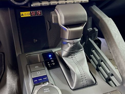 New 2026 Toyota Tacoma Limited AWD/4WD image 16