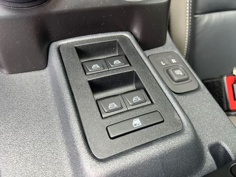 New 2026 Ford Bronco Outer Banks w/ Sasquatch Package AWD/4WD image 28